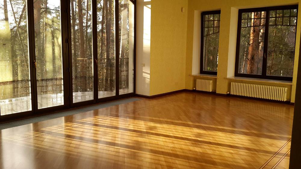 Как сохранить паркет в первозданном виде?